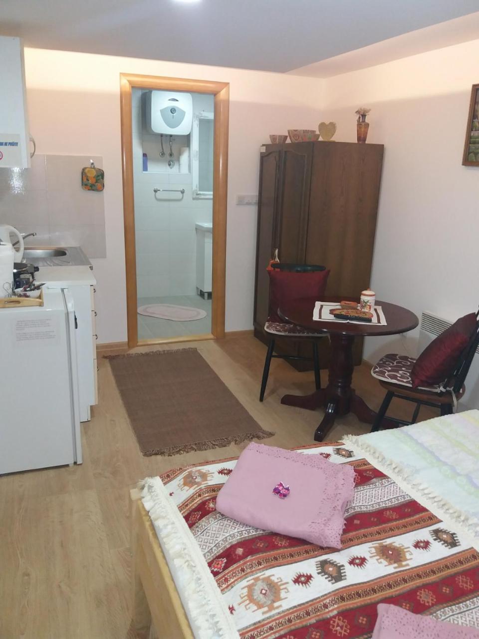 Apartments Vratnik Сараево Екстериор снимка